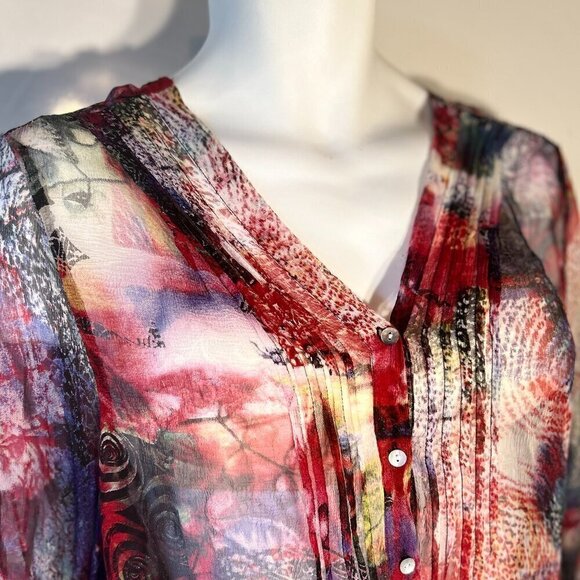Casual Studio SZ M Navy /red abstract sheer button front blouse artsy graphic - Picture 2 of 9